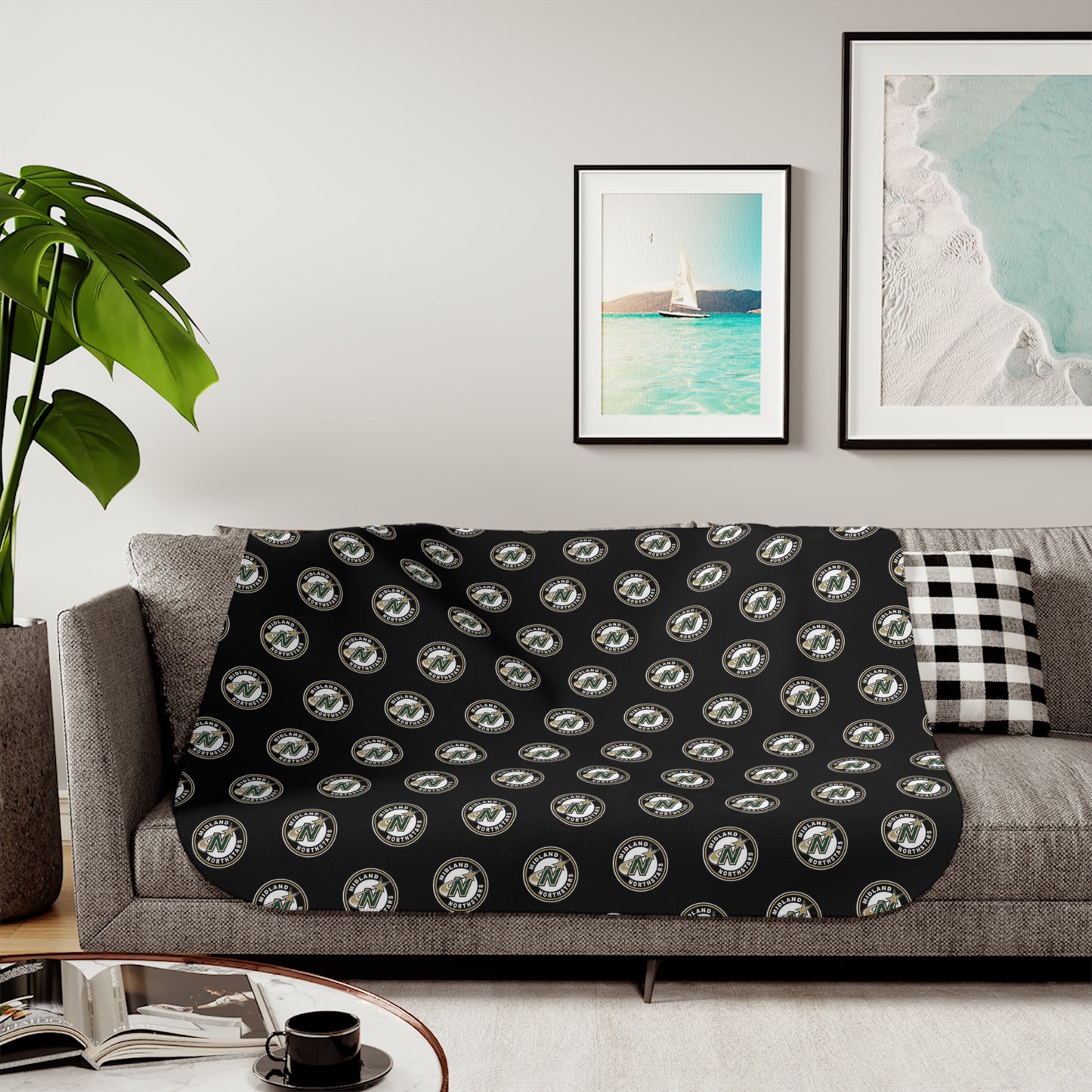 Northstars Logo Pattern Sherpa Blanket - Black