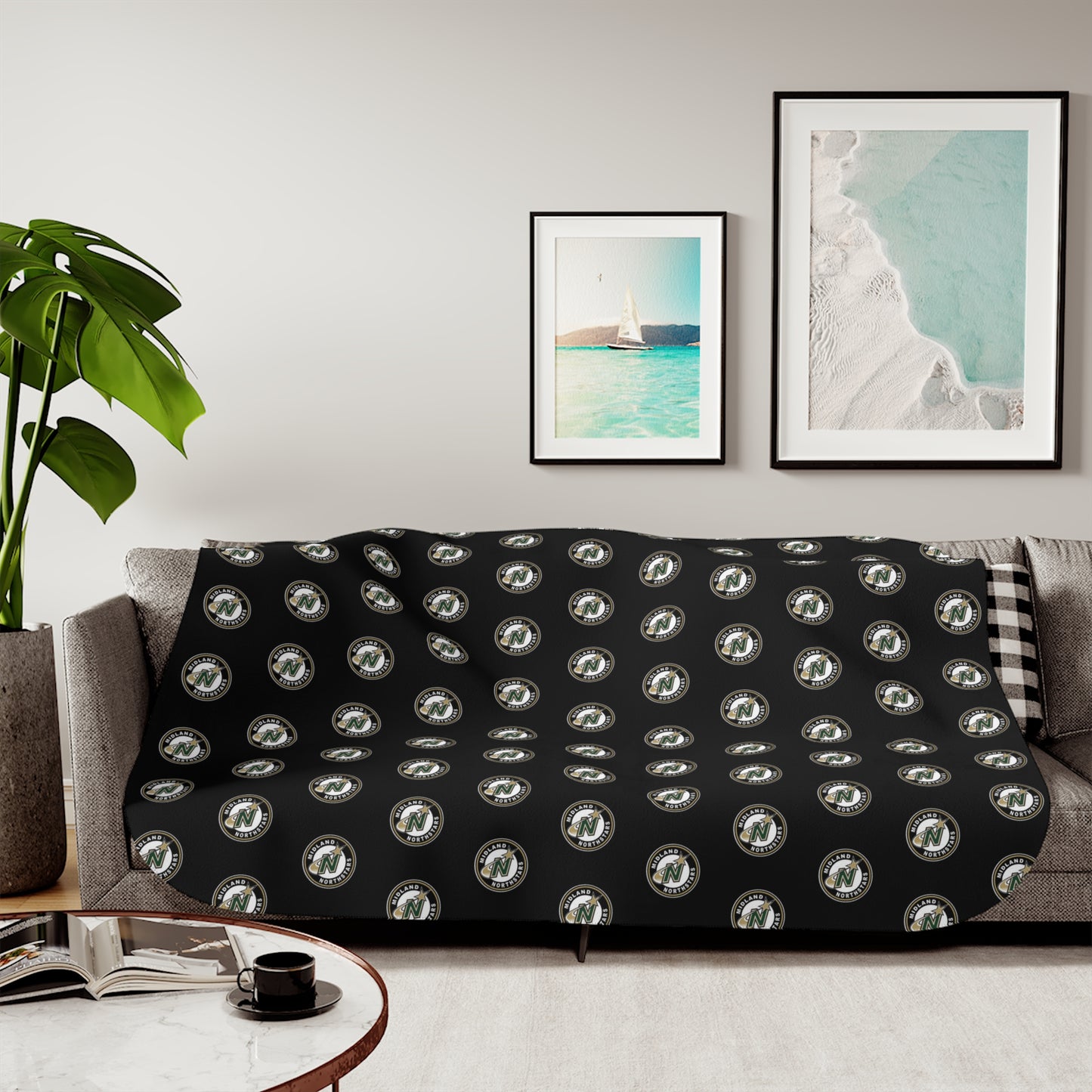 Northstars Logo Pattern Sherpa Blanket - Black